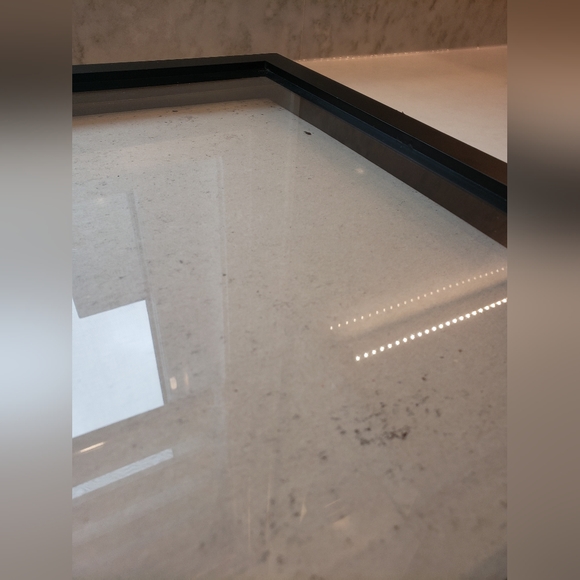 13 inch square Michaels Store Inc plastic picture frame, with 1 cm gap - Picture 10 of 10